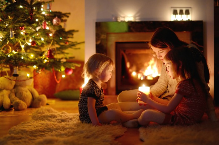 A Simple Advent Calendar for Families